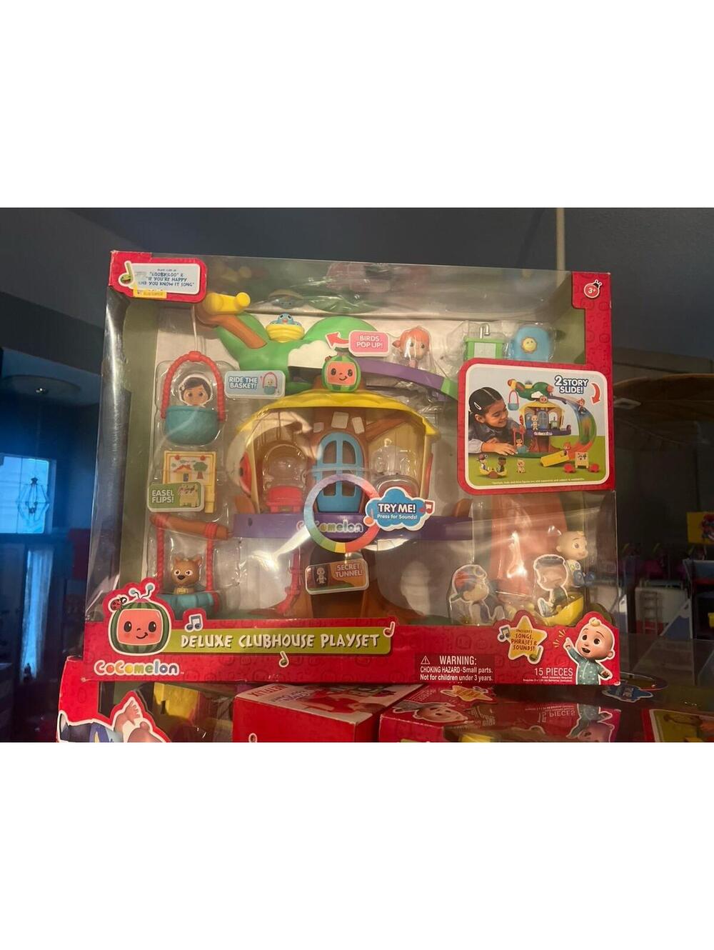 COCOMELON DELUXE CLUBHOUSE PLAYSET